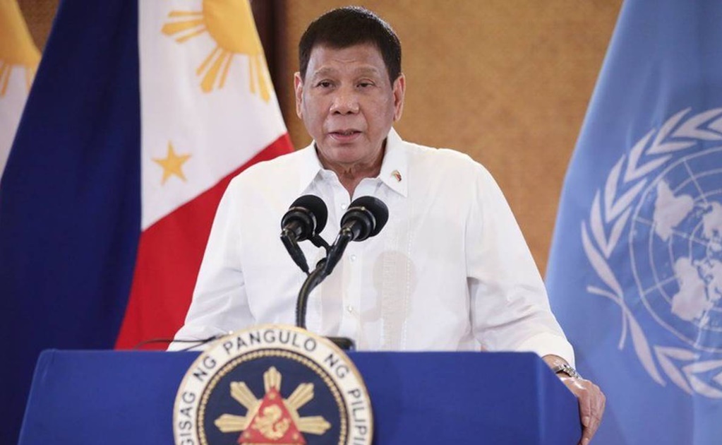 Presidente de Filipinas, de nuevo abre polémica; amenaza con detener a los no vacunados que salgan de casa