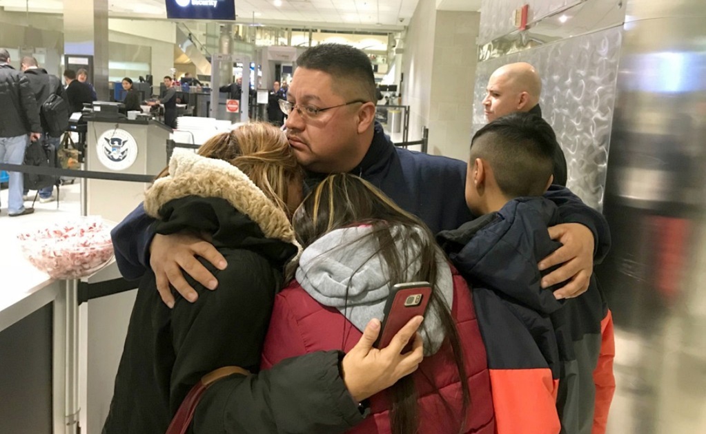 Deportan a mexicano tras vivir 30 años en EU; su familia está "devastada"