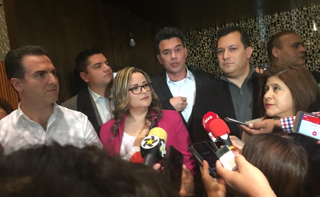 Candidatos a alcaldía de Monterrey realizan pacto de civilidad