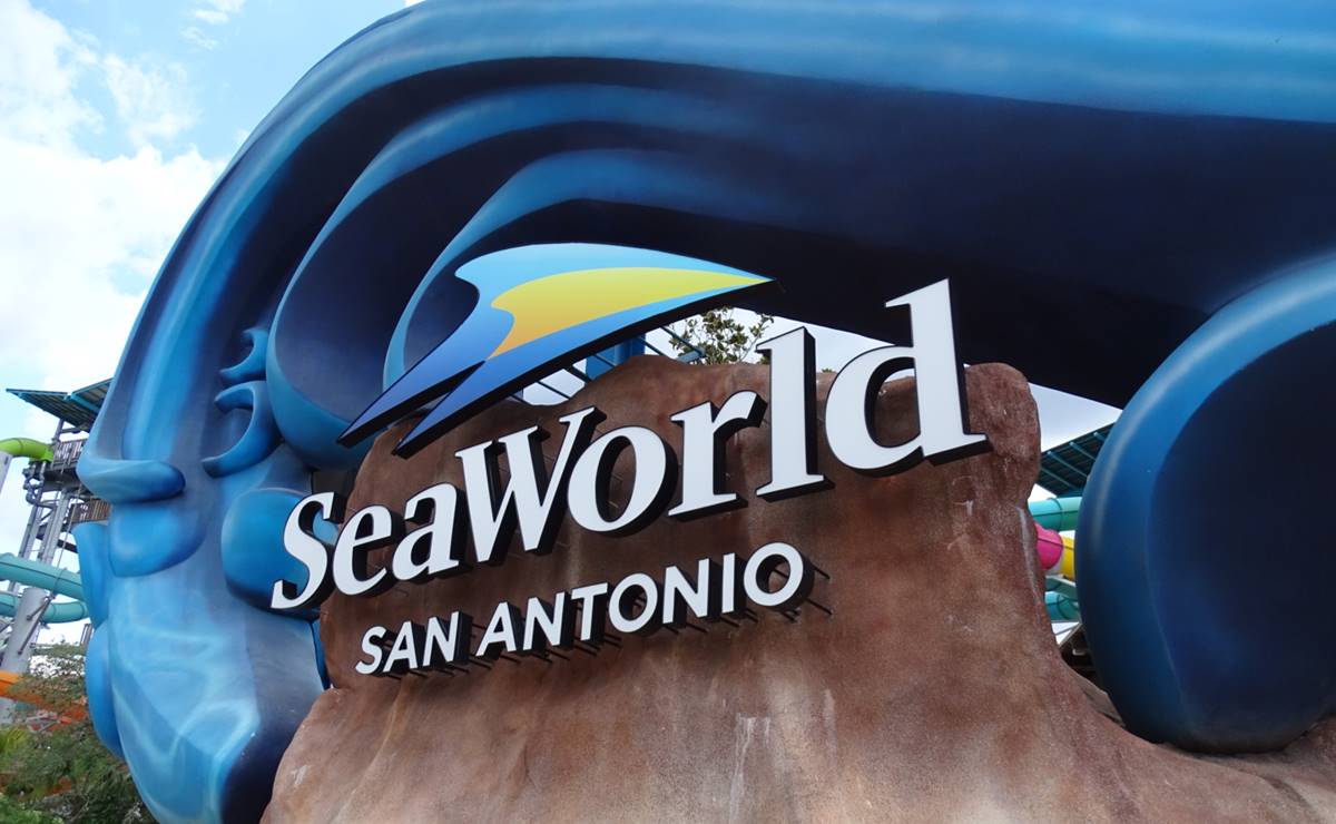 Casas embrujadas y mucho terror: así es el festival de Halloween en SeaWorld San Antonio 