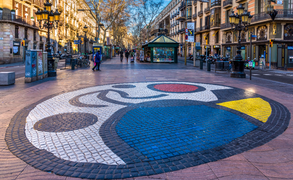 Barcelona: qué ver en la colorida Ruta Miró