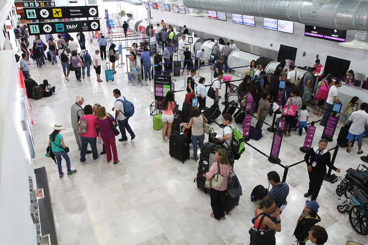 Llegan más turistas extranjeros al Aeropuerto de Querétaro