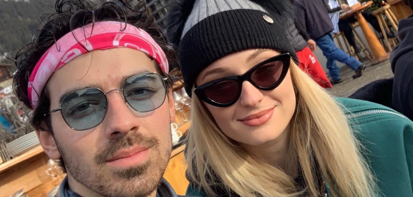 ¿Quién es Sophie Turner, novia de Joe de los Jonas Brothers? 