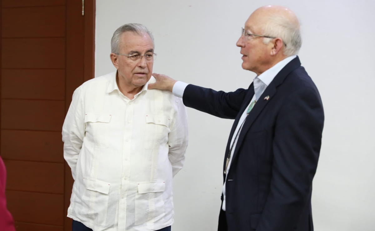 Rubén Rocha Moya y Ken Salazar dialogan sobre la comercialización de productos agropecuarios en Sinaloa