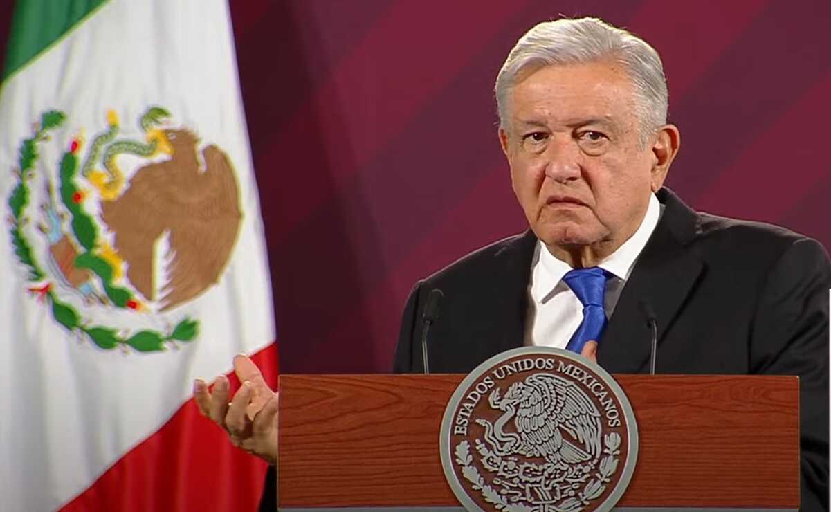 AMLO reta a "departamentito" de Departamento de Estado de EU a presentar pruebas sobre masacres en México