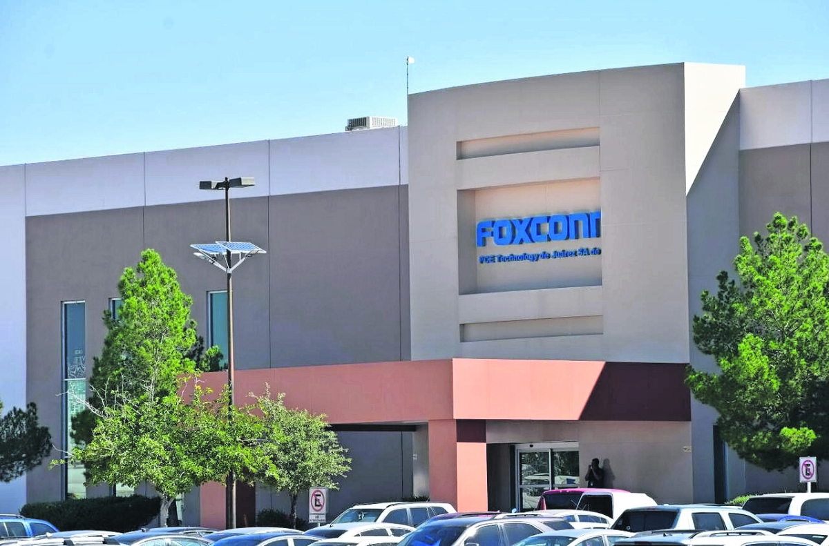 Foxconn y gobierno estatal, con alianza manufacturera