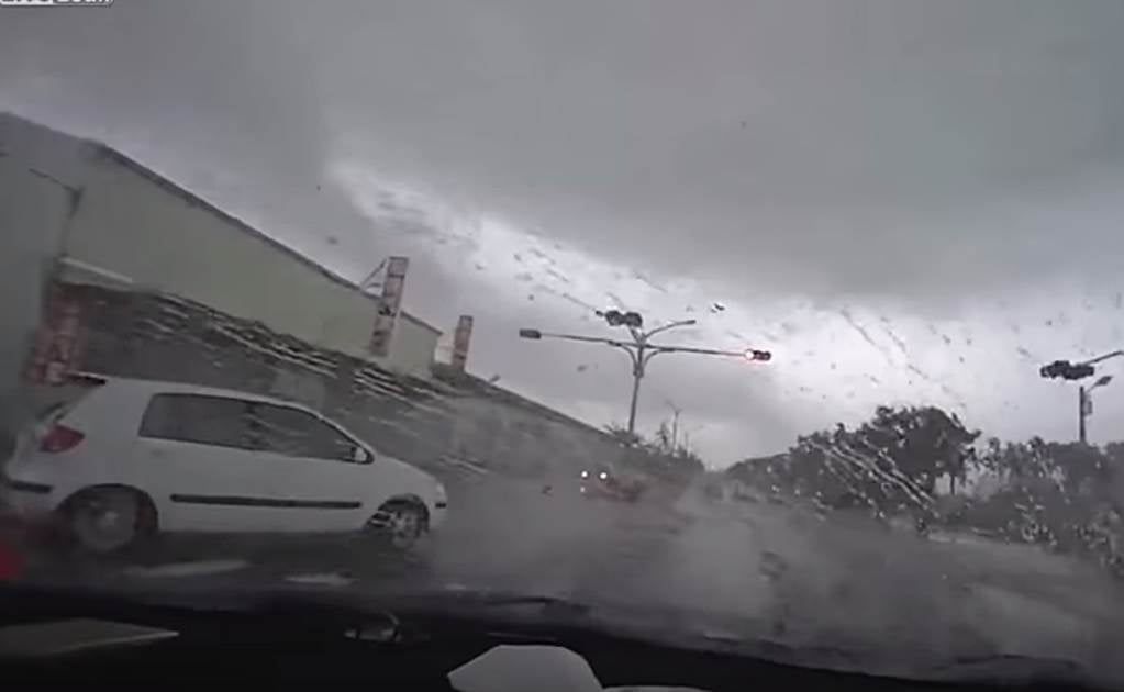 Video. Tifón en Taiwán desaparece un auto en segundos