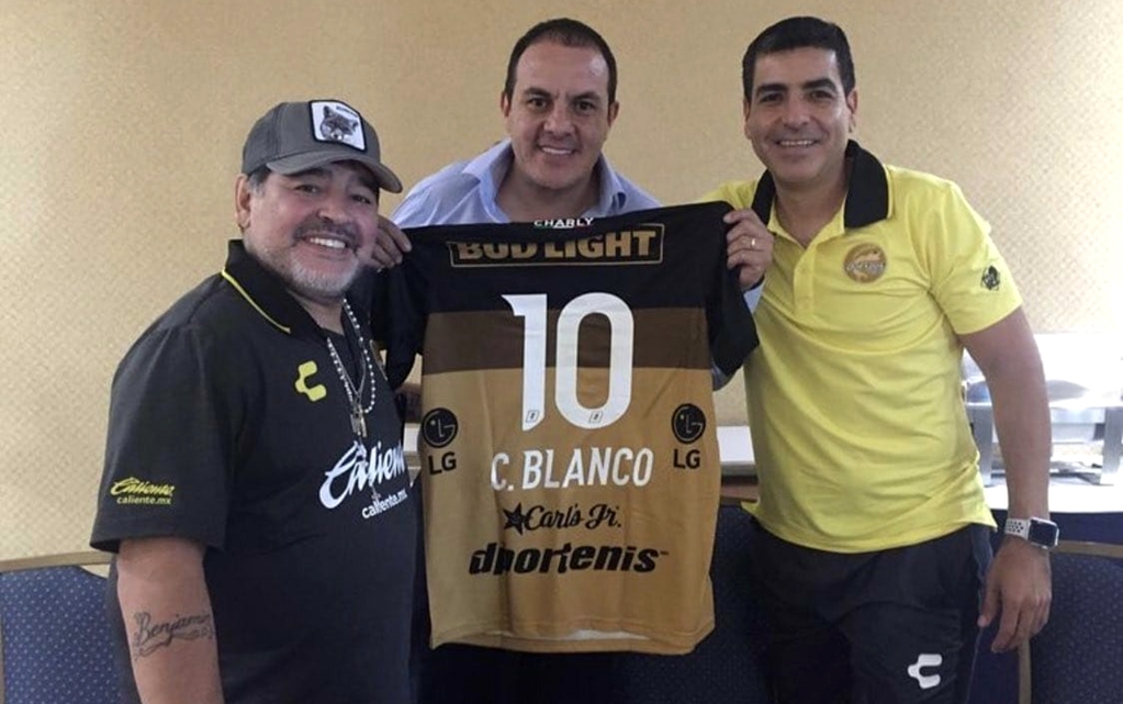 La reunión de “diez” entre Maradona y Cuauhtémoc Blanco