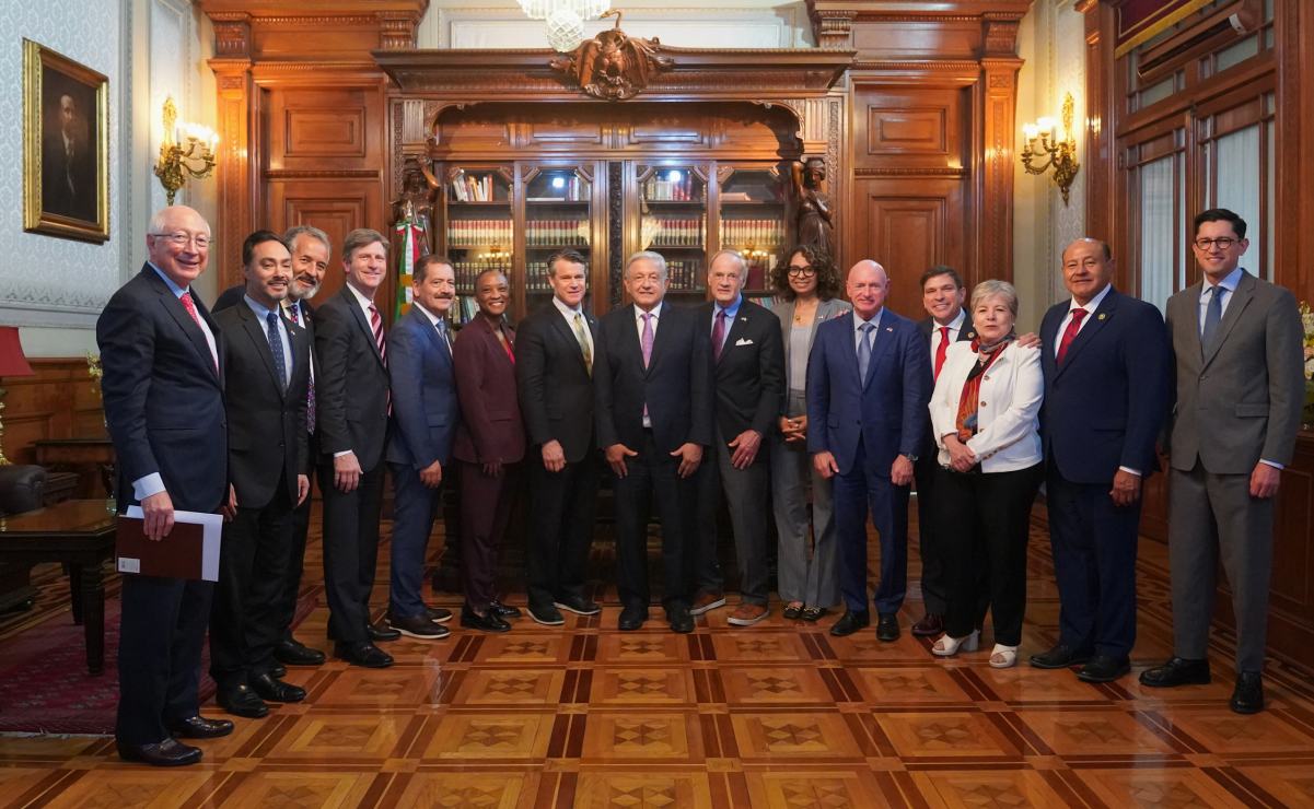 AMLO se reúne con congresistas de Estados Unidos en Palacio Nacional 