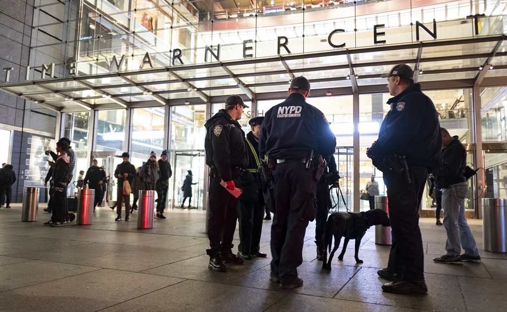 Evacuan por dos paquetes sospechosos edificio de Time Warner en NY