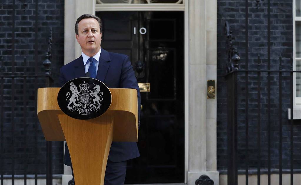 Tras Brexit, Cameron anuncia su intención de dimitir