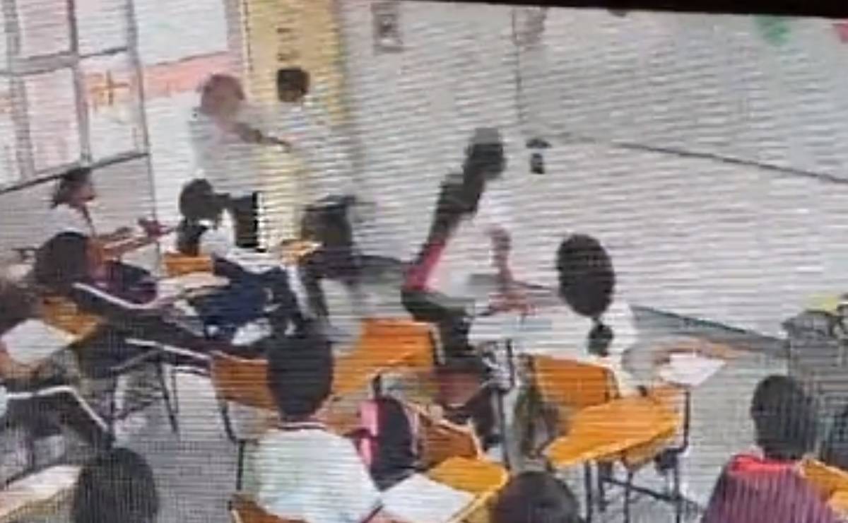 Dan de alta a maestra apuñalada por su alumno en secundaria de Ramos Arizpe, Coahuila