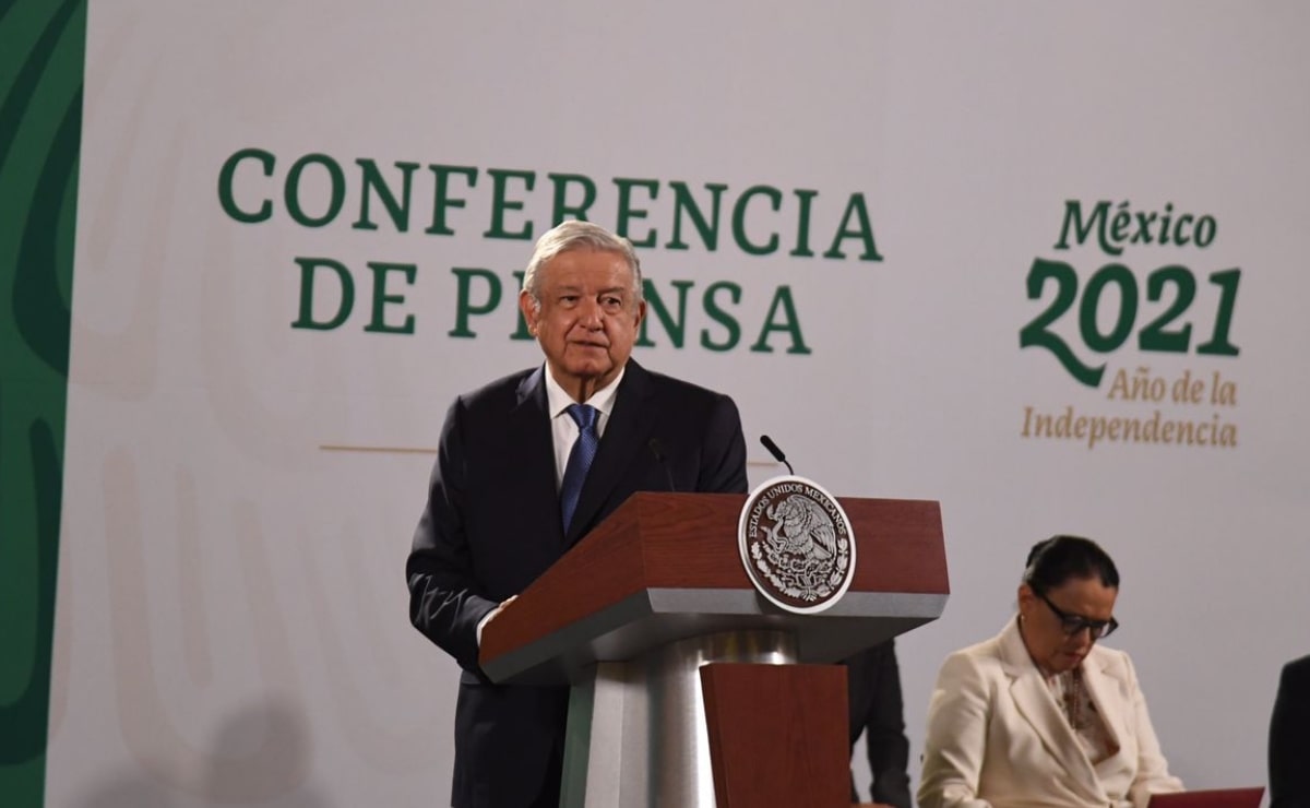 AMLO desayuna con Pietro Parolin del Vaticano en Palacio Nacional 