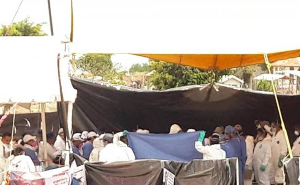Five out of the 116 bodies are exhumed in Morelos 