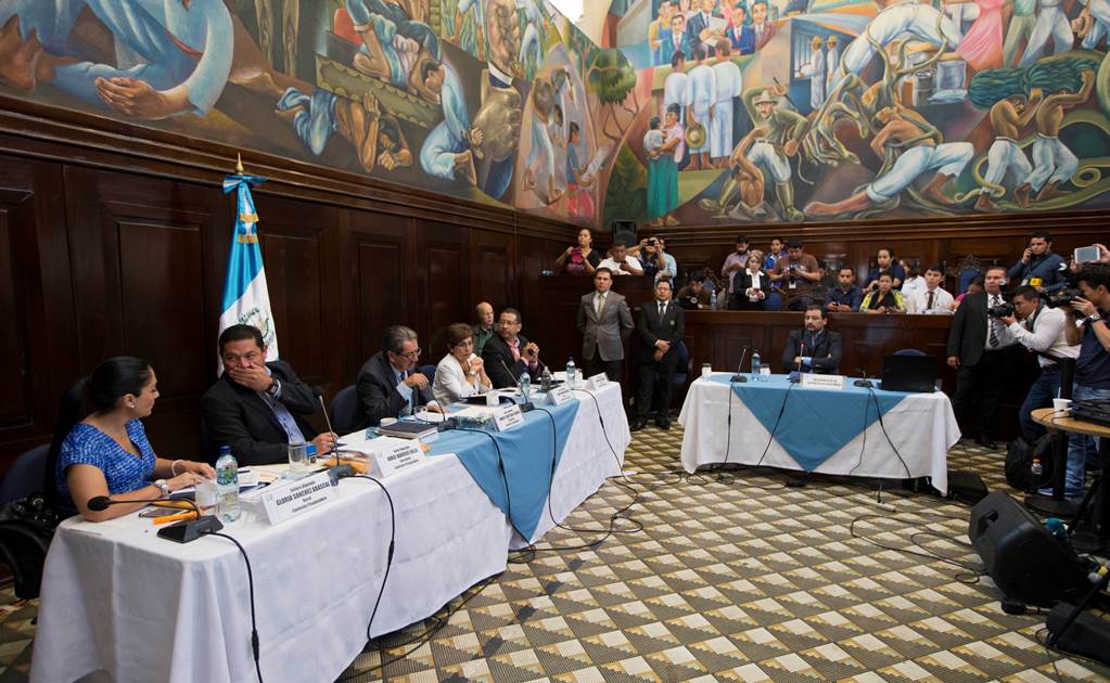 Comisión en Guatemala pide fin a inmunidad de Otto Pérez