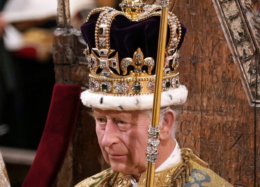 Carlos III oficialmente coronado como rey de Reino Unido