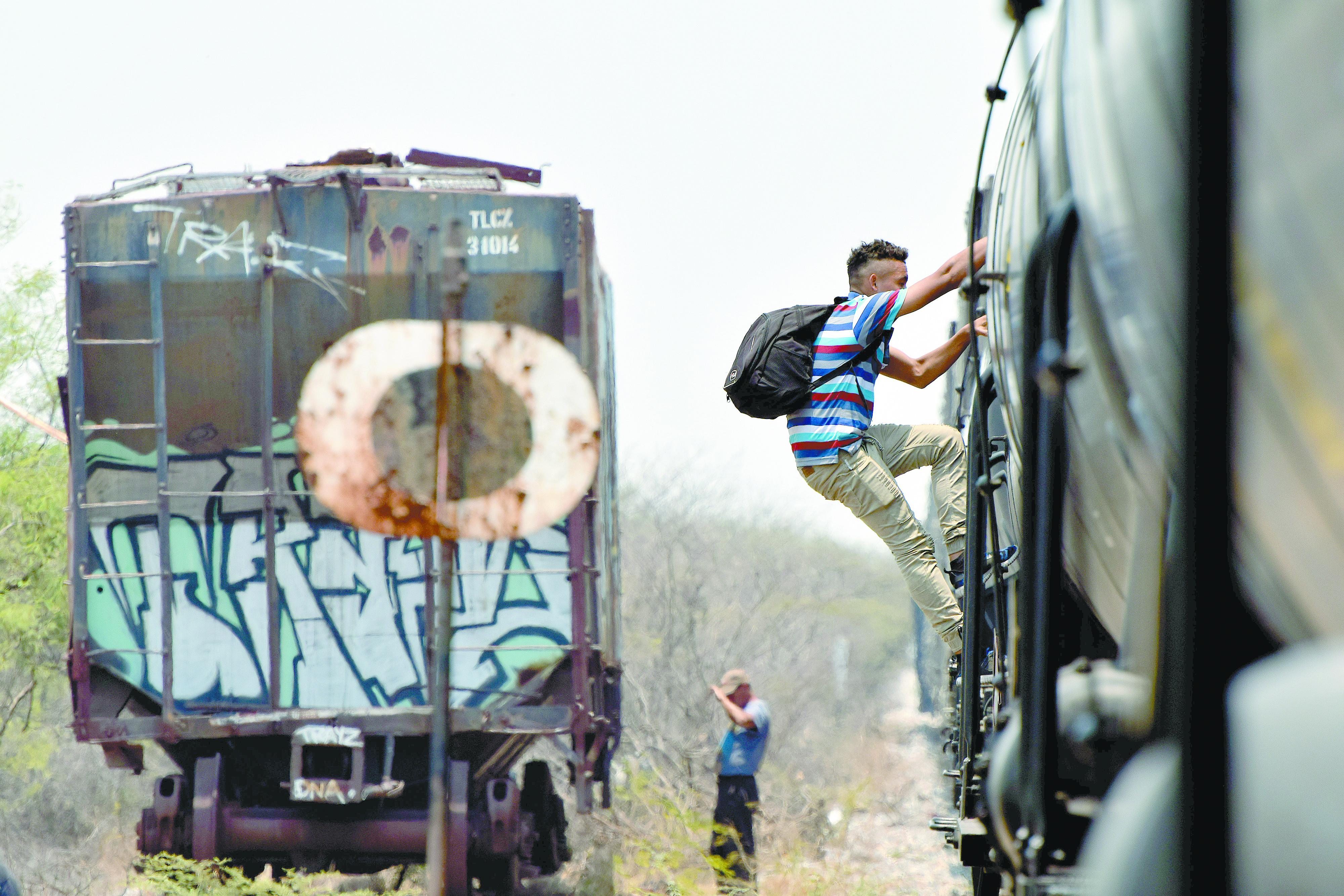 INM firma acuerdo con empresas ferroviarias para "disuadir" a migrantes a no usar tren