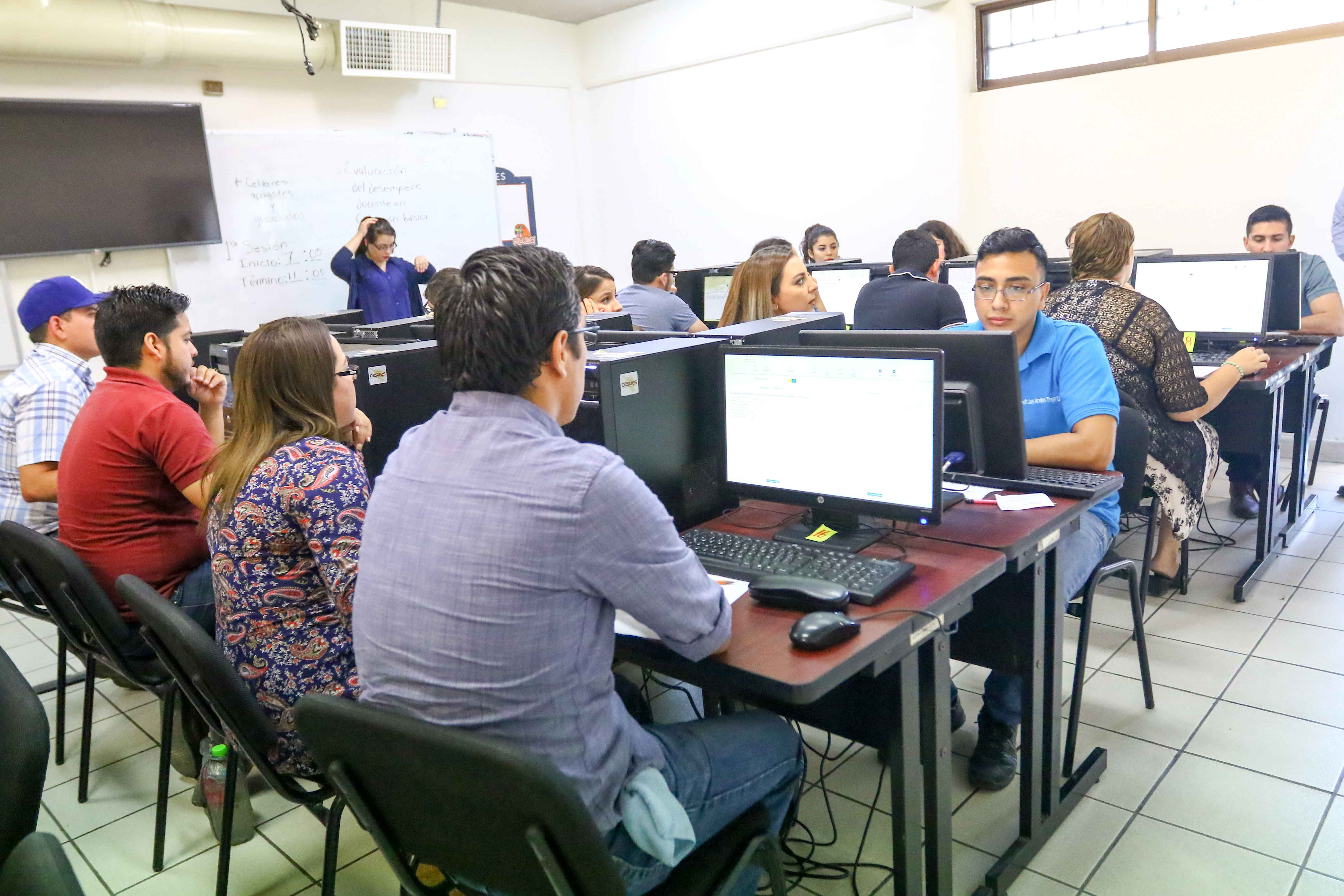 SEP realiza evaluación de desempeño en Oaxaca