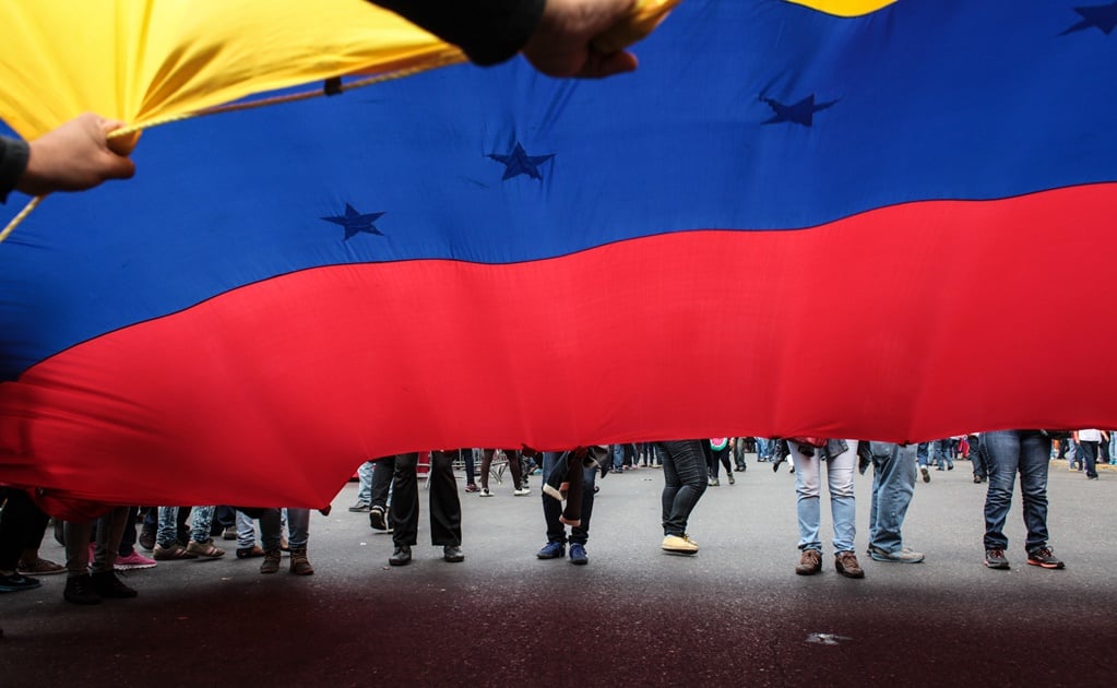 Oposición venezolana concluye reunión sin confirmar si irá a diálogo