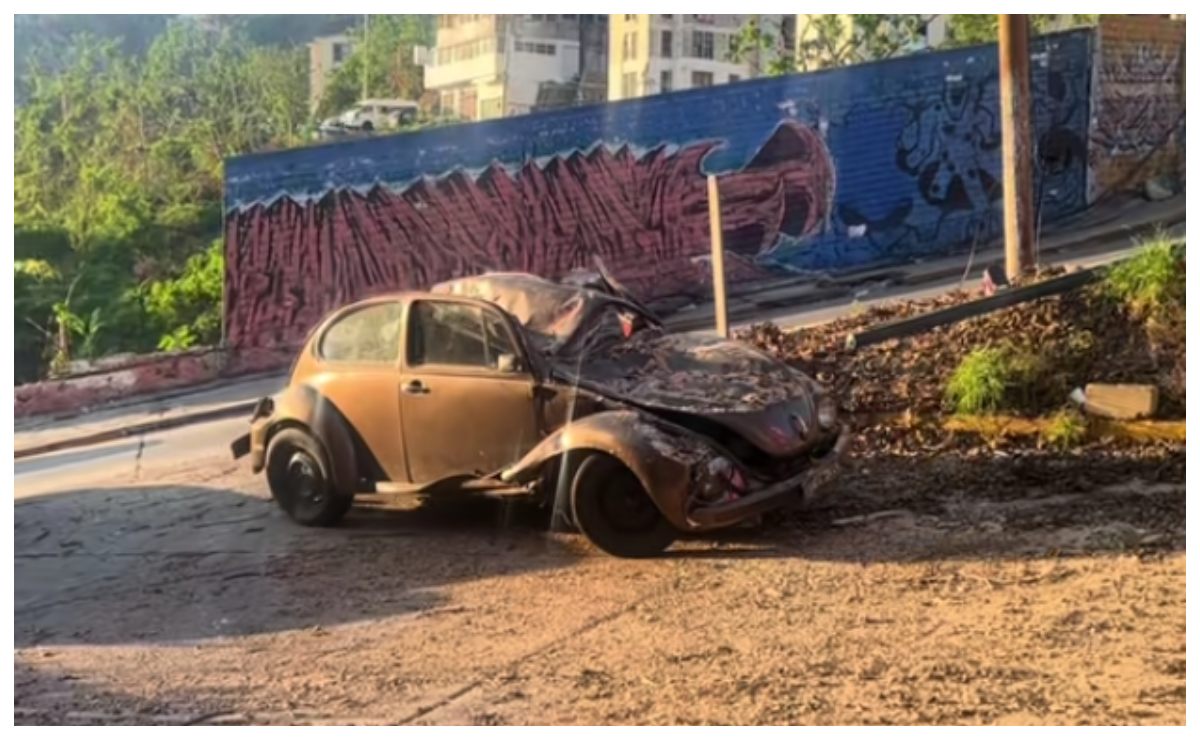 El Vocho "indestructible" que sobrevivió al huracán Otis