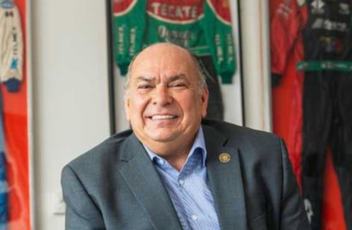 Antonio Pérez Garibay: "Ser abuelo es la excelencia de la vida"