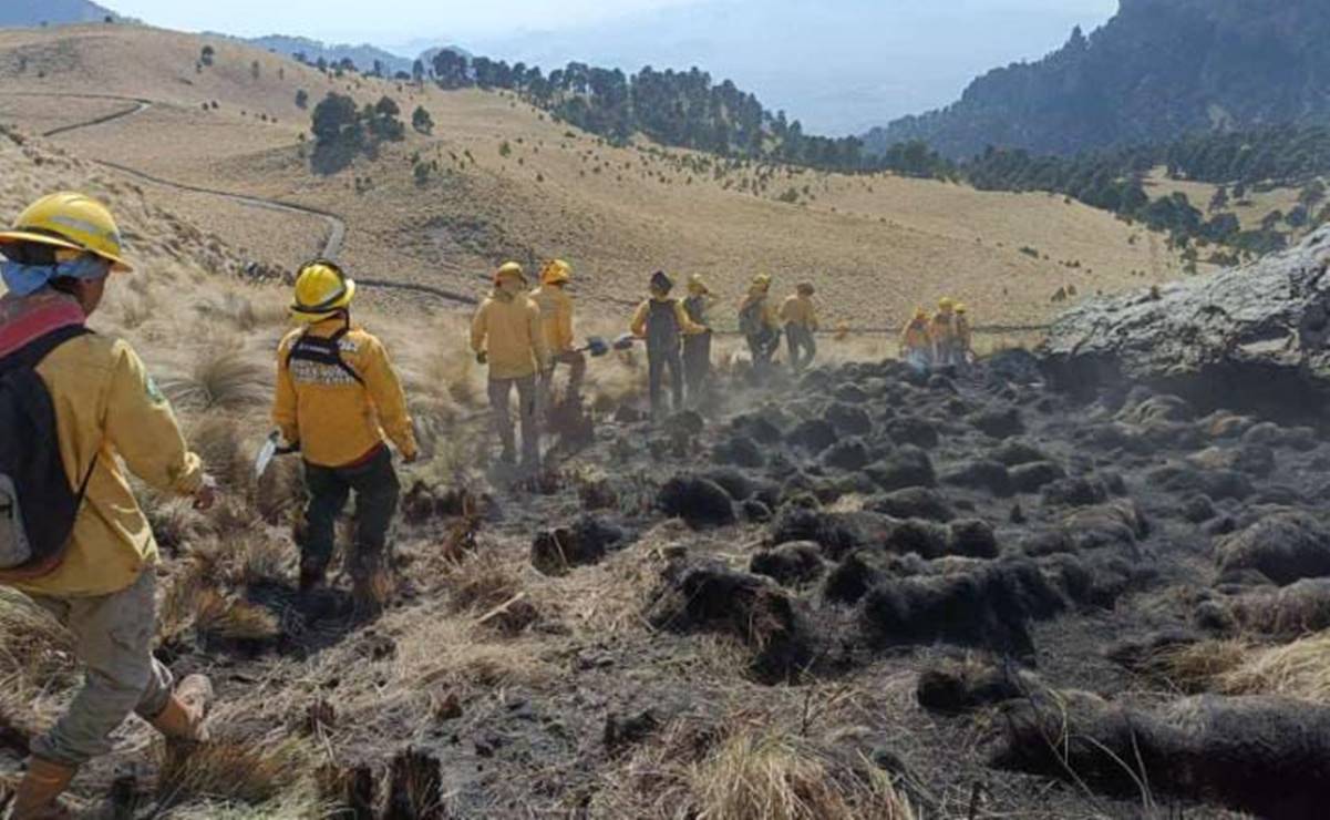 Continúan trabajos para contener incendio en el Parque Nacional Izta-Popo
