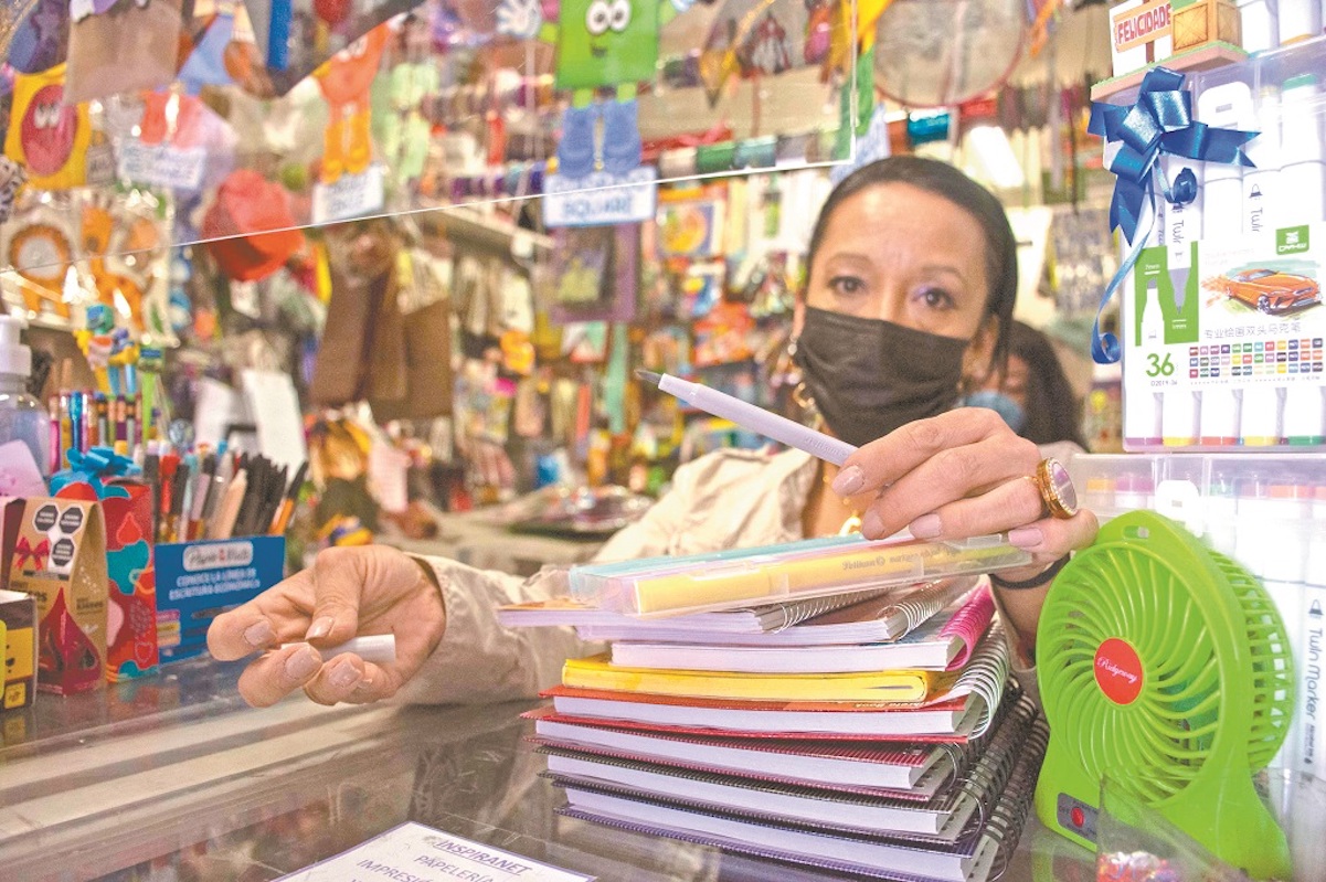 Las papelerías enfrentan el riesgo a desaparecer, en Querétaro 