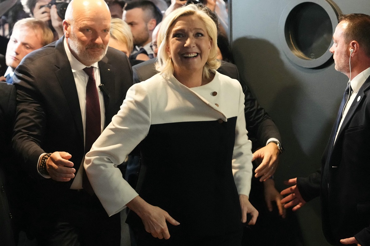 "Nuestra victoria sólo se ha aplazado", dice ultraderechista Marine Le Pen sobre elecciones francesas