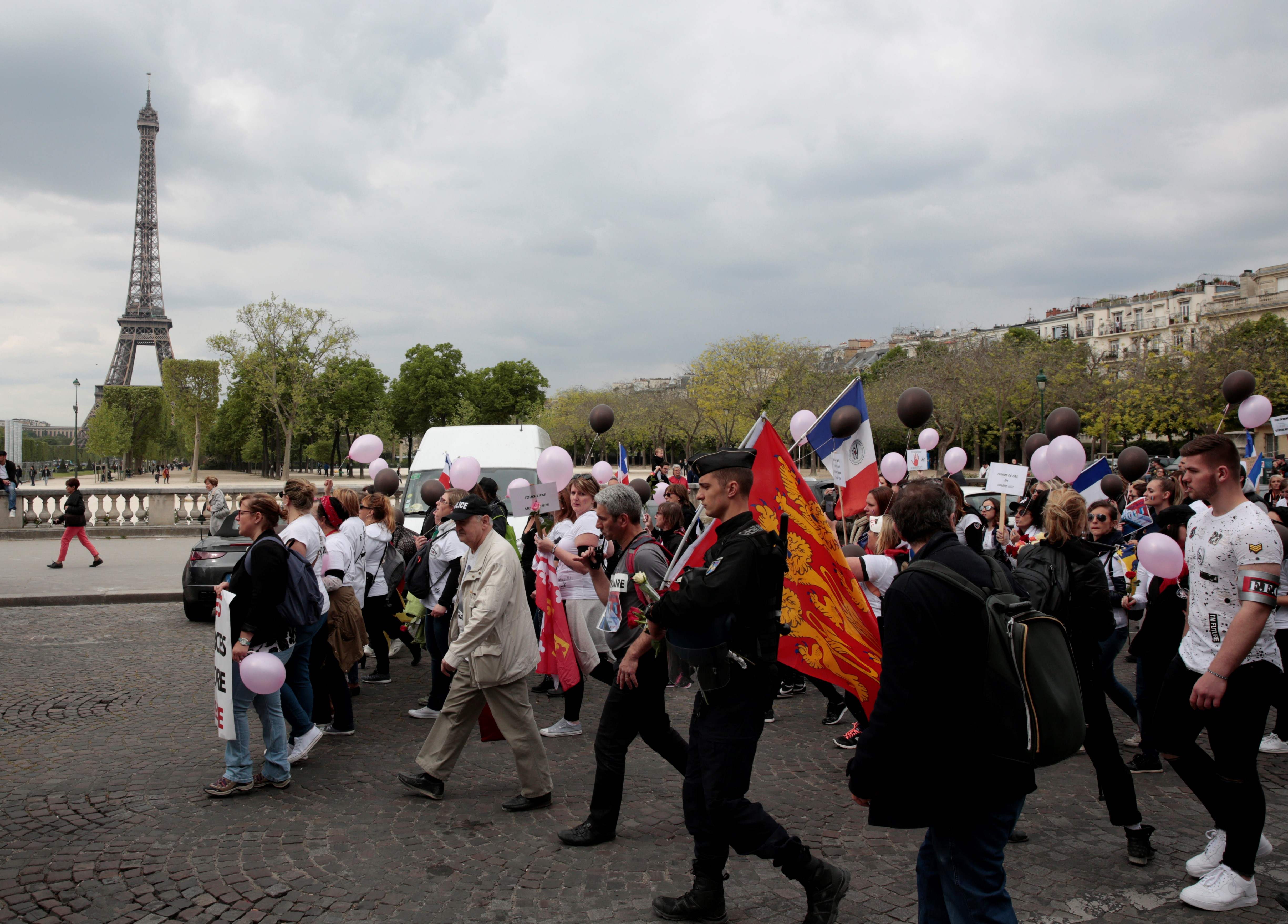 "En Francia la gente está harta y ya quiere un cambio", señala especialista