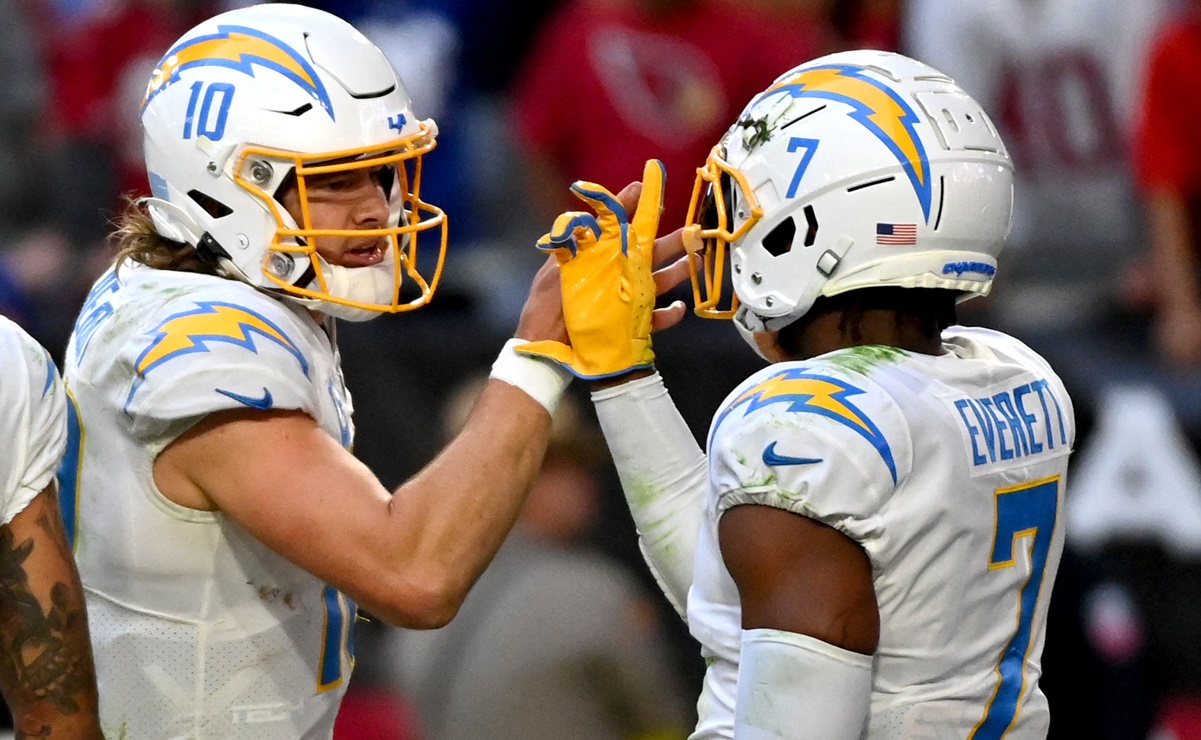 Los Chargers vencieron a Arizona y sueñan con los Playoffs