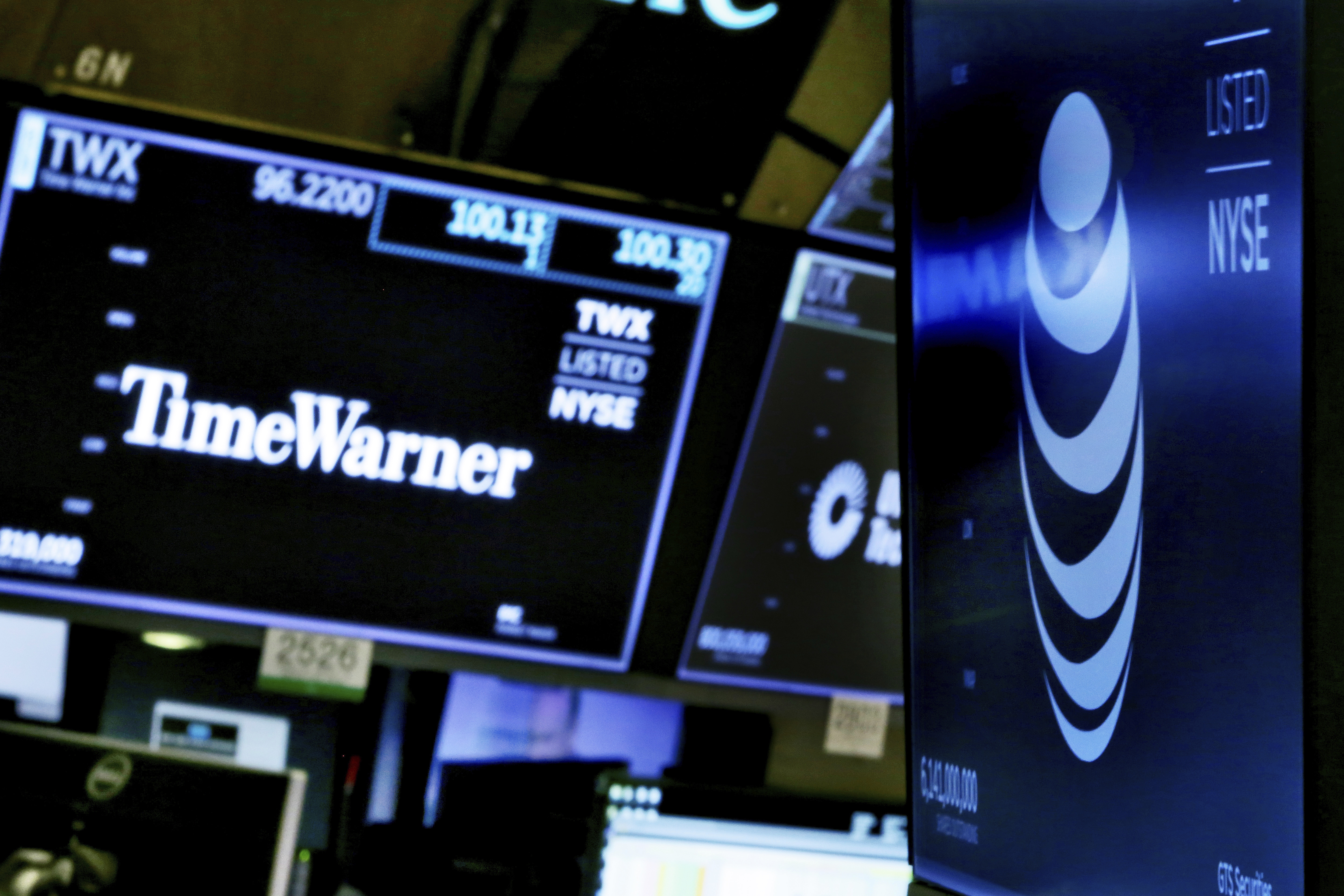 AT&T y Time Warner completan fusión