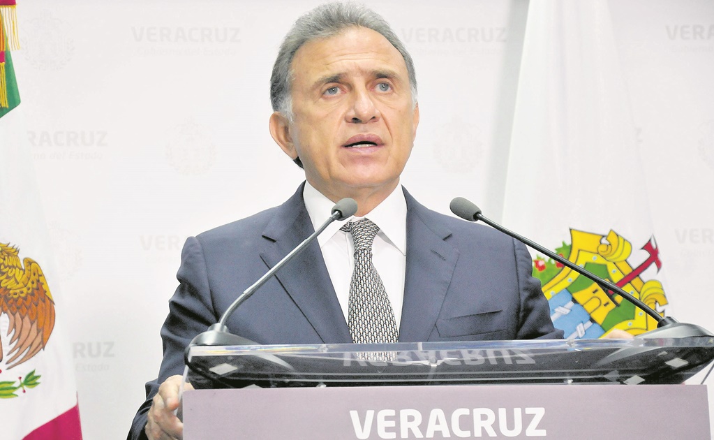 Sin localizar, exfuncionarios de Yunes acusados de desvío