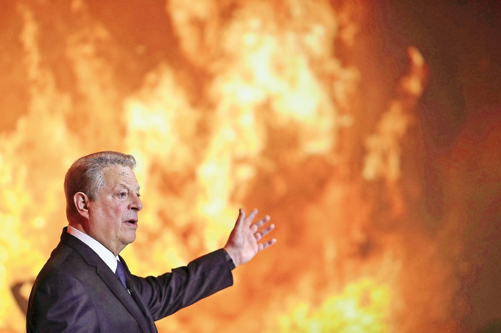 El muro de Trump es una idea terrible: Al Gore
