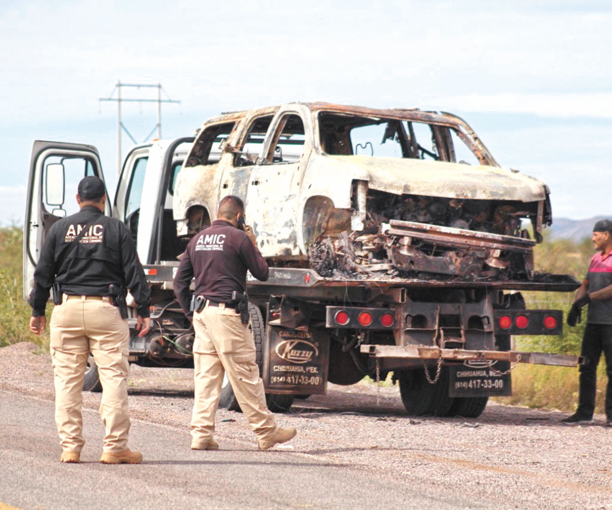 México invita al FBI a ‘acompañar’ indagatoria