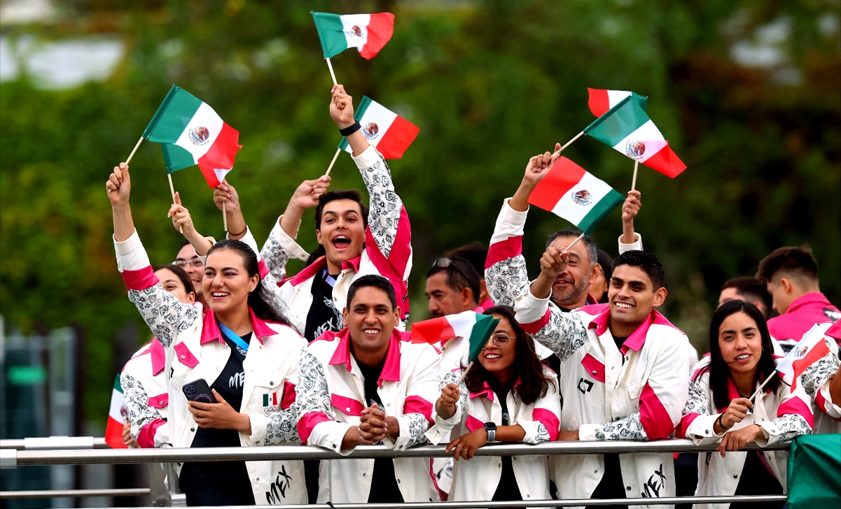 Políticos envían mensajes de apoyo a atletas mexicanos que participarán en París 2024