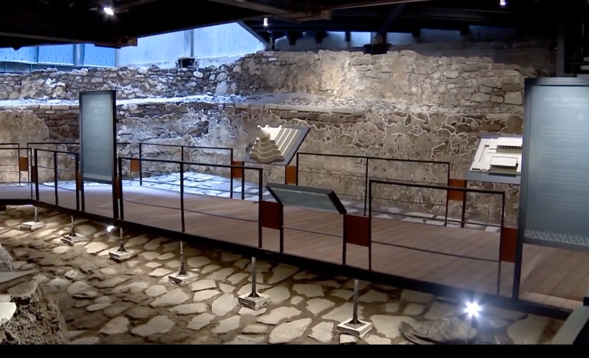 Inauguran la exposición “Ventanas arqueológicas” en Casa del Marqués del Apartado
