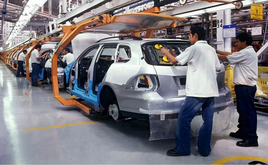 Mexico auto production, exports fall in October