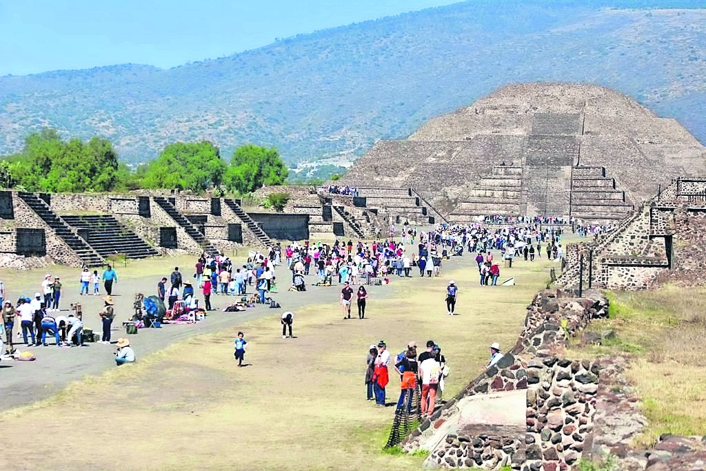 Suben los costos de entradas a zonas arqueológicas y Cineteca