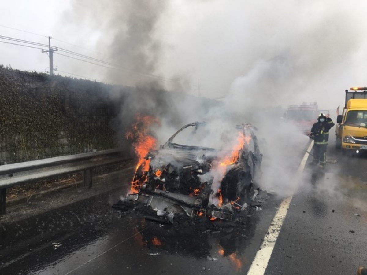 Lamborghini Urus con ocho meses de uso se incendia en Taiwán