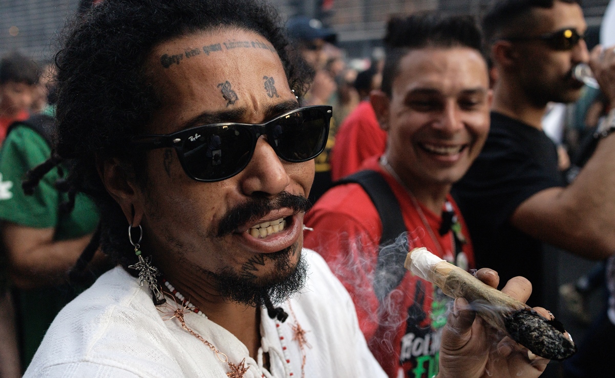 Miles marchan en Sao Paulo por la legalización de la marihuana