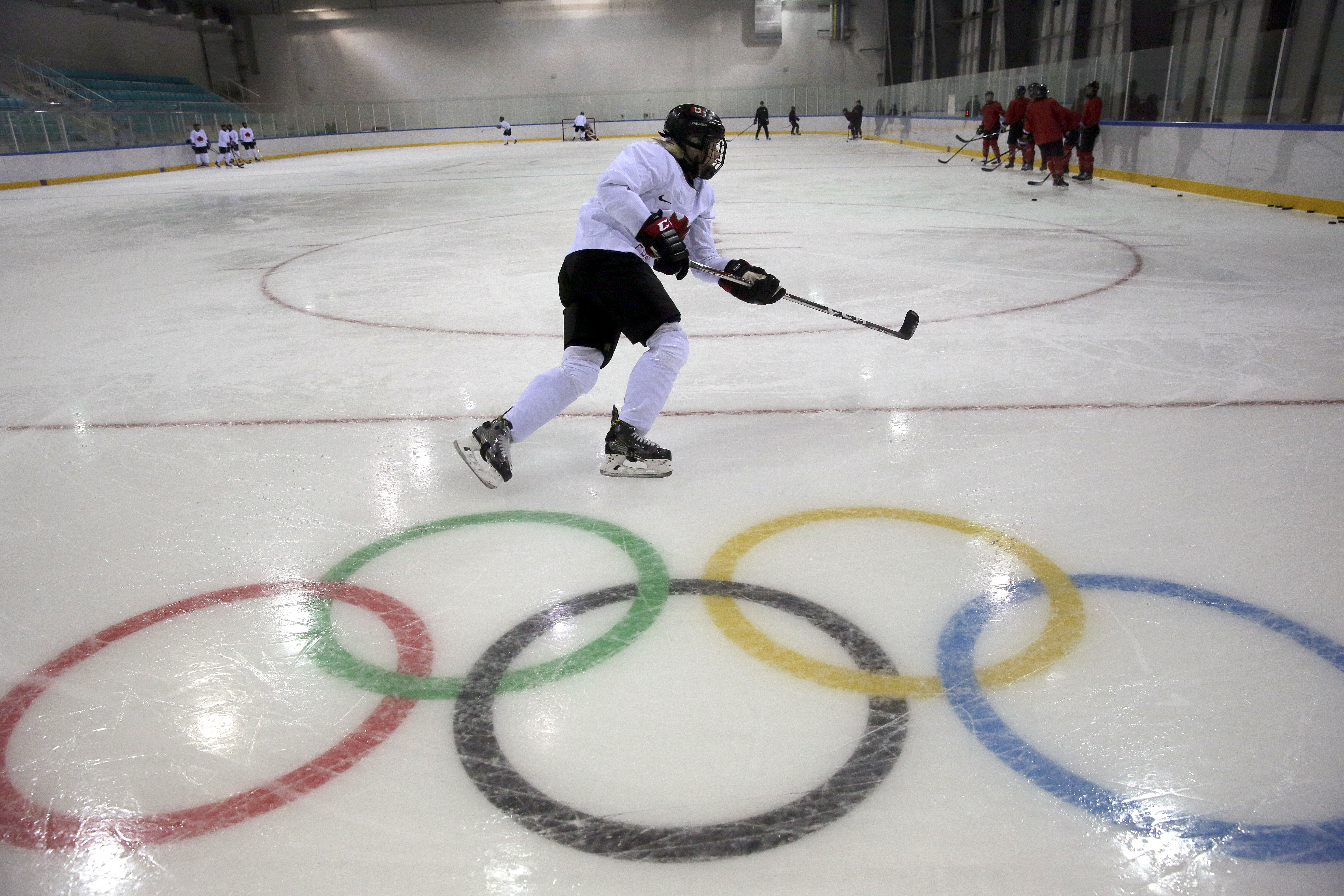 ​Equipo de hockey de las dos Coreas, listo para debut ante Suiza