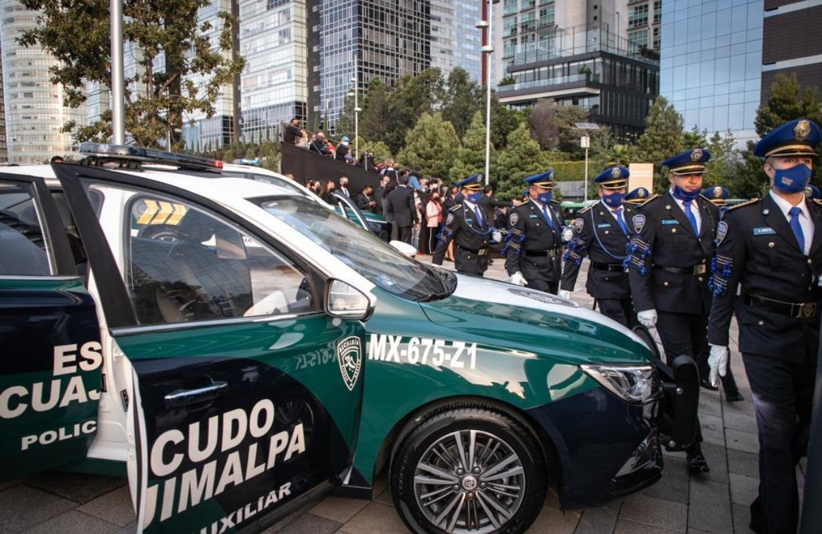 Entregan 120 nuevas patrullas e incorporan mil elementos de la Policía Auxiliar para la alcaldía Cuajimalpa 