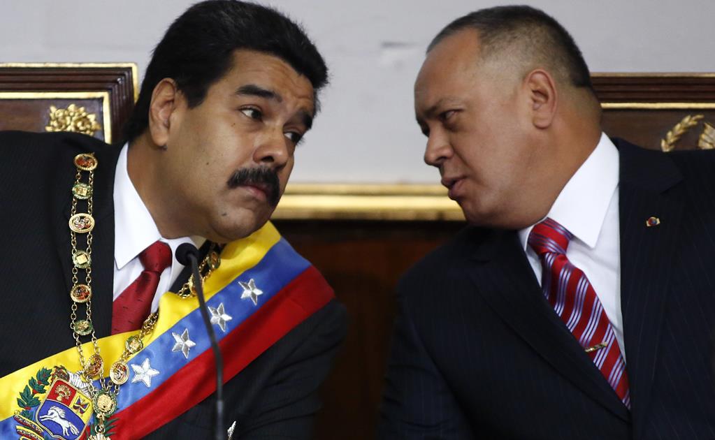 Chavismo analiza pedir a Trump deportación de "venezolanos ladrones" 