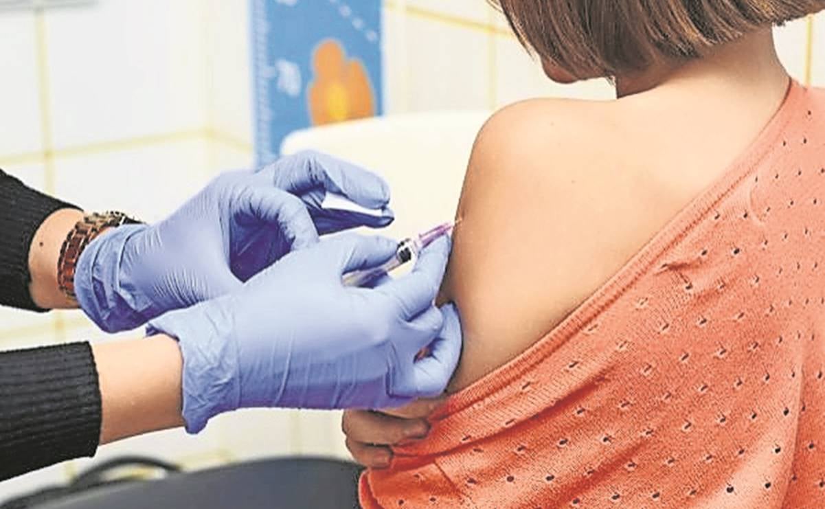 Continúa vacunación contra Covid-19 a menores con amparo en Nuevo León