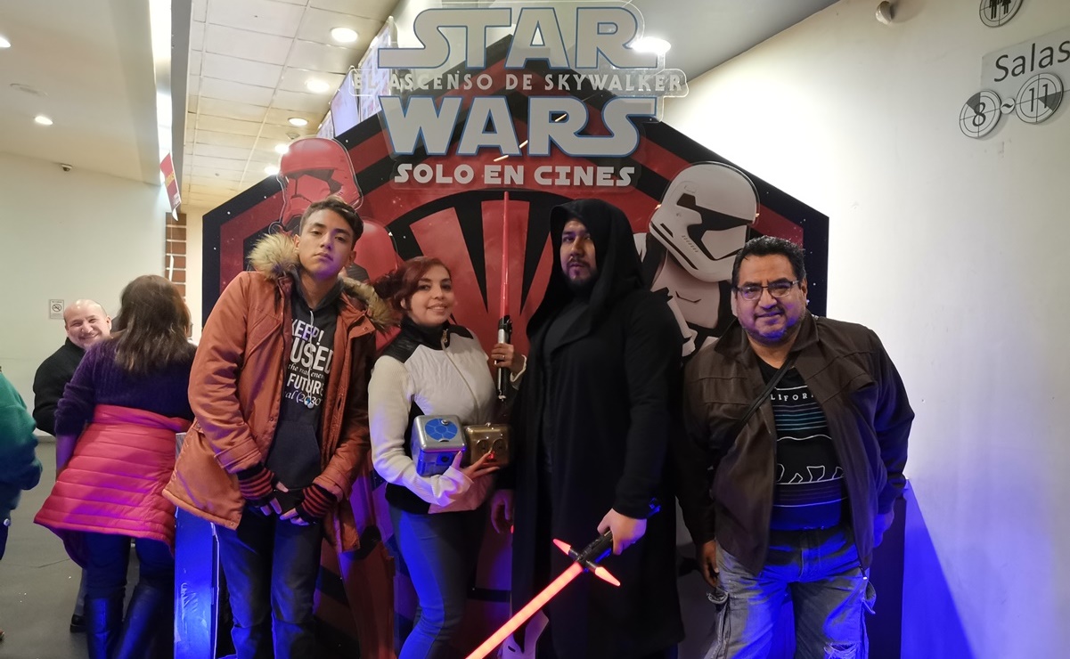 Generaciones de fans de Star Wars comparten estreno de "El ascenso de Skywalker"