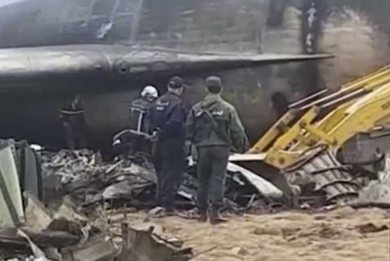 Deja al menos 257 muertos accidente de avión militar en Argelia