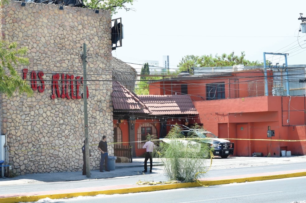 Ola de ataques contra 6 bares deja 5 muertos y 4 heridos en Nuevo León