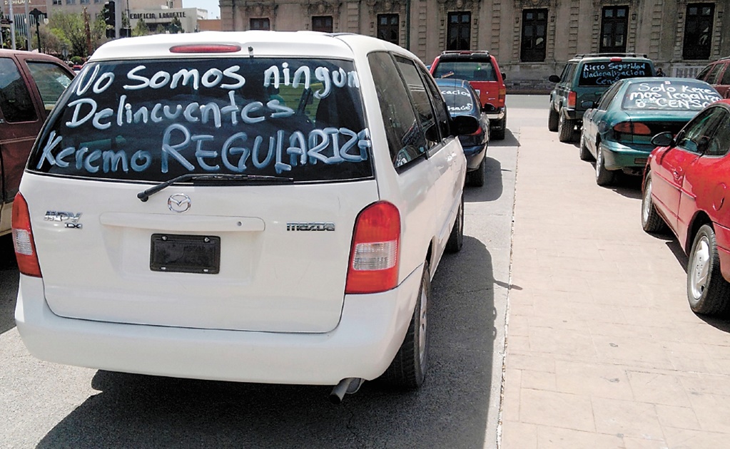 AMLO anuncia ampliación del programa de regularización de “autos chocolate”