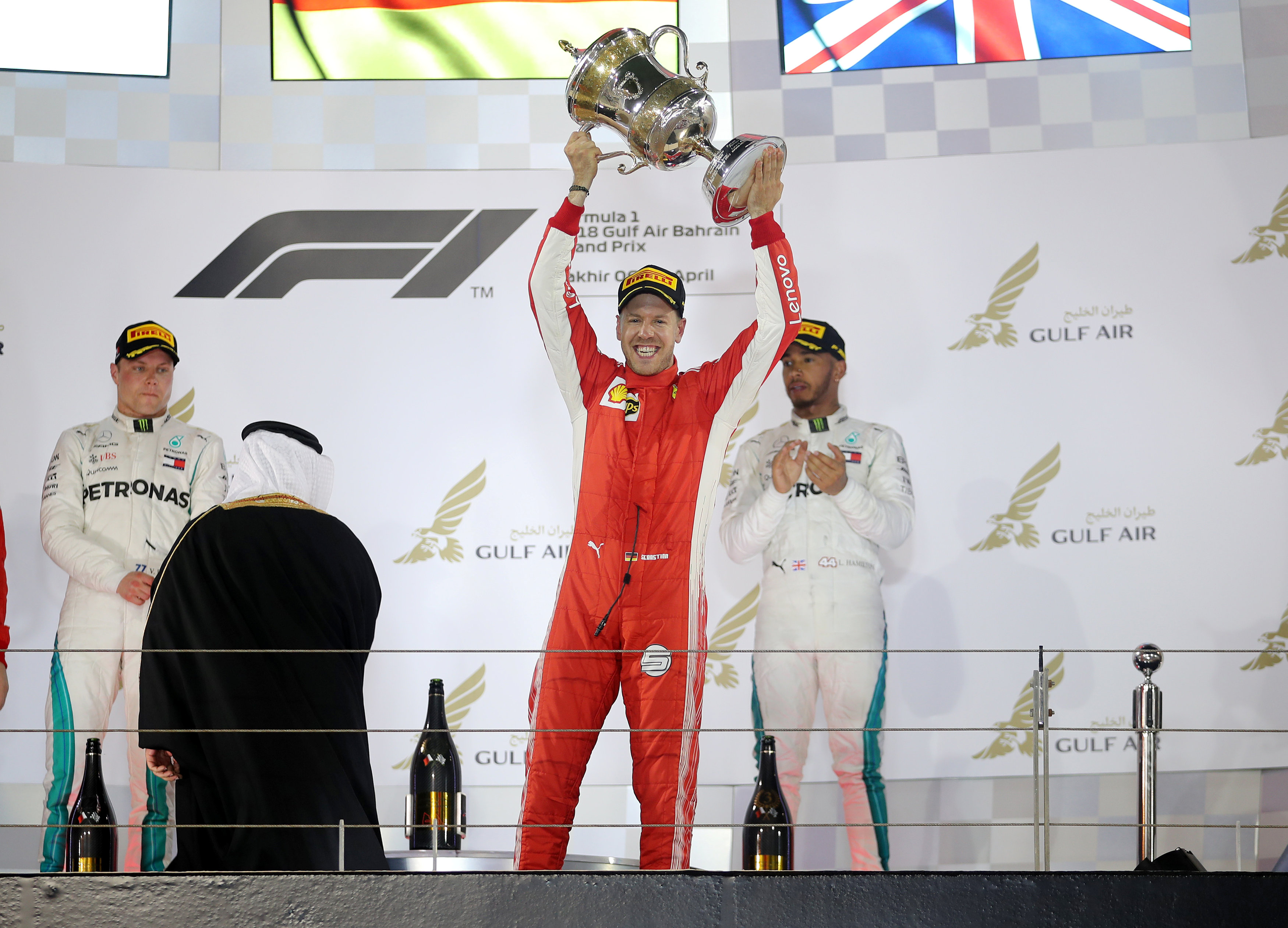 Sebastian Vettel se lleva el GP de Bahréin 