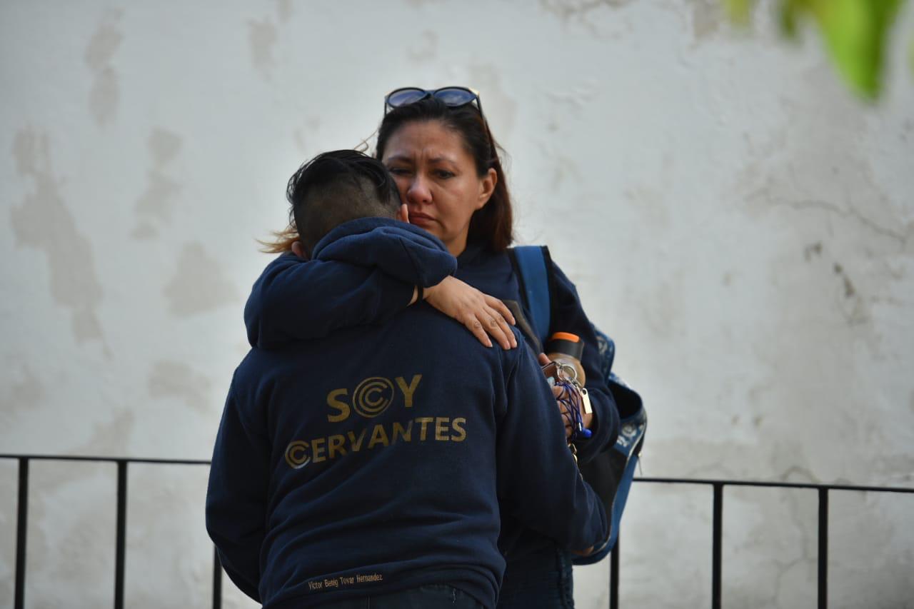 "Todos corrían y lloraban": Las voces de los padres del Colegio de Torreón tras el tiroteo